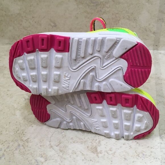 NIKE AIR MAX 90 LTR VOLT IN GREEN AND PINK‎ - Picture 5 of 6